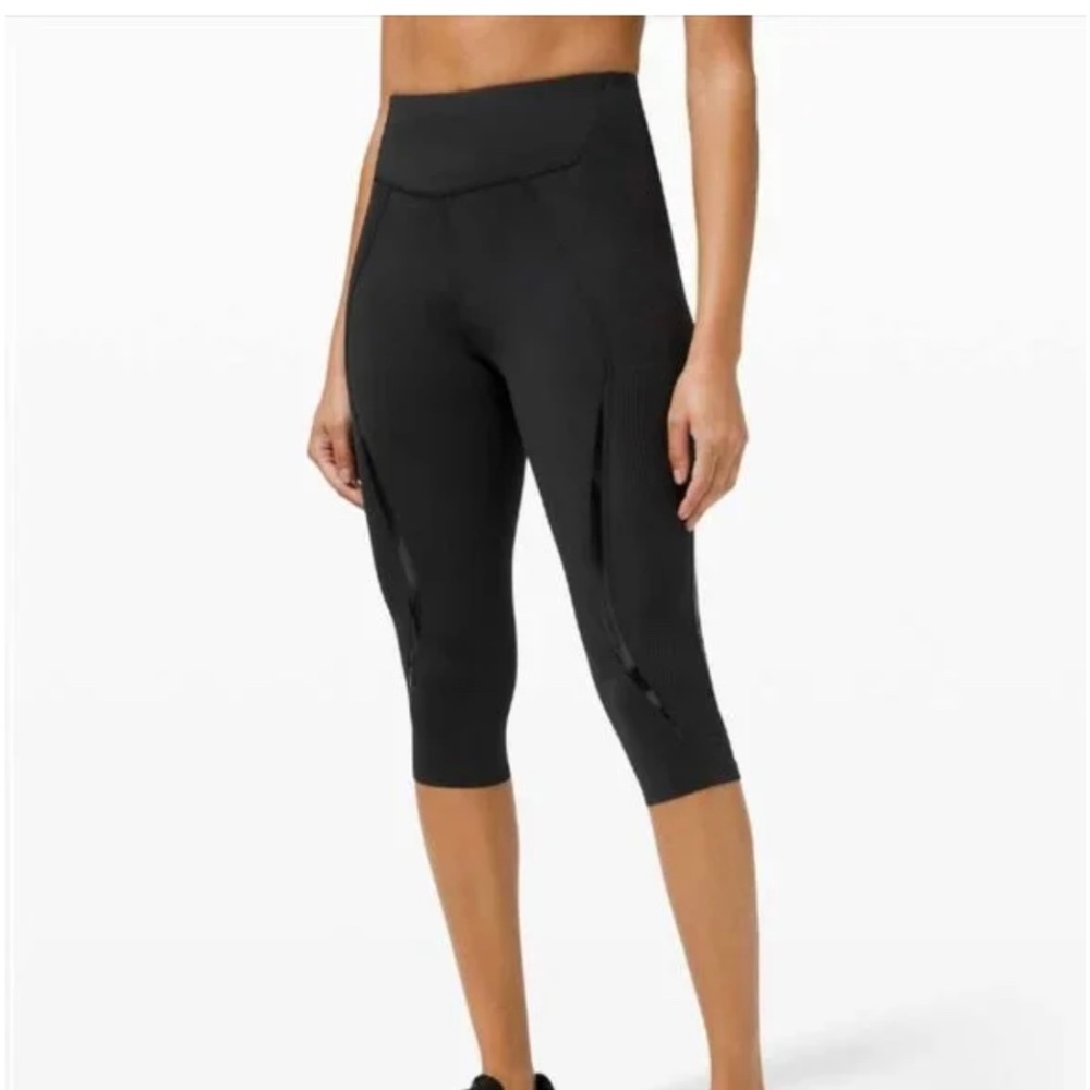 Lululemon Gloss Trim Run Super High-Rise Crop